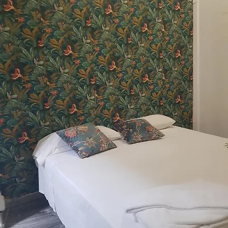 Gallienus Guest house